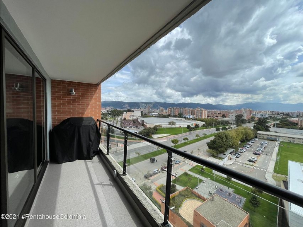 Apartamento en  Casa Blanca(Bogota) RAH CO: 23-138