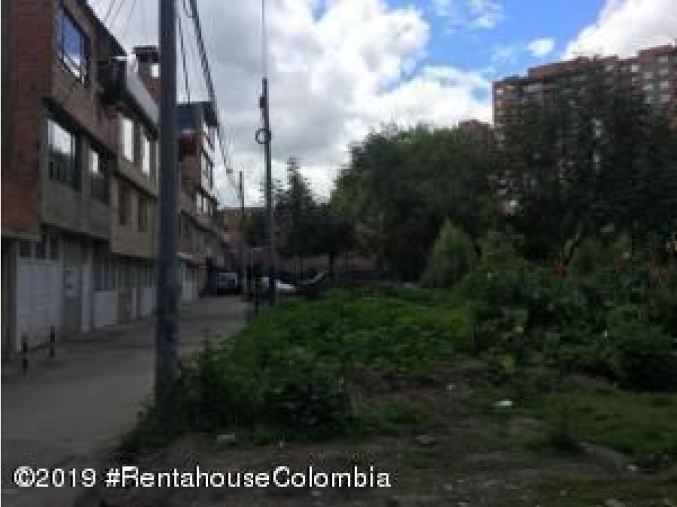 Lote en  San Antonio Norte(Bogota) RAH CO: 23-205